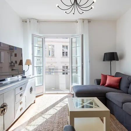 3-br In The Golden Square Διαμέρισμα