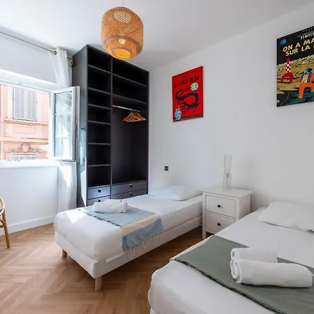 3-br In The Golden Square Cannes