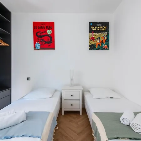 3-br In The Golden Square * Cannes